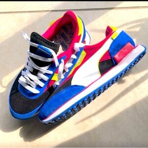 🌺Puma Women’s Sneakers🌺